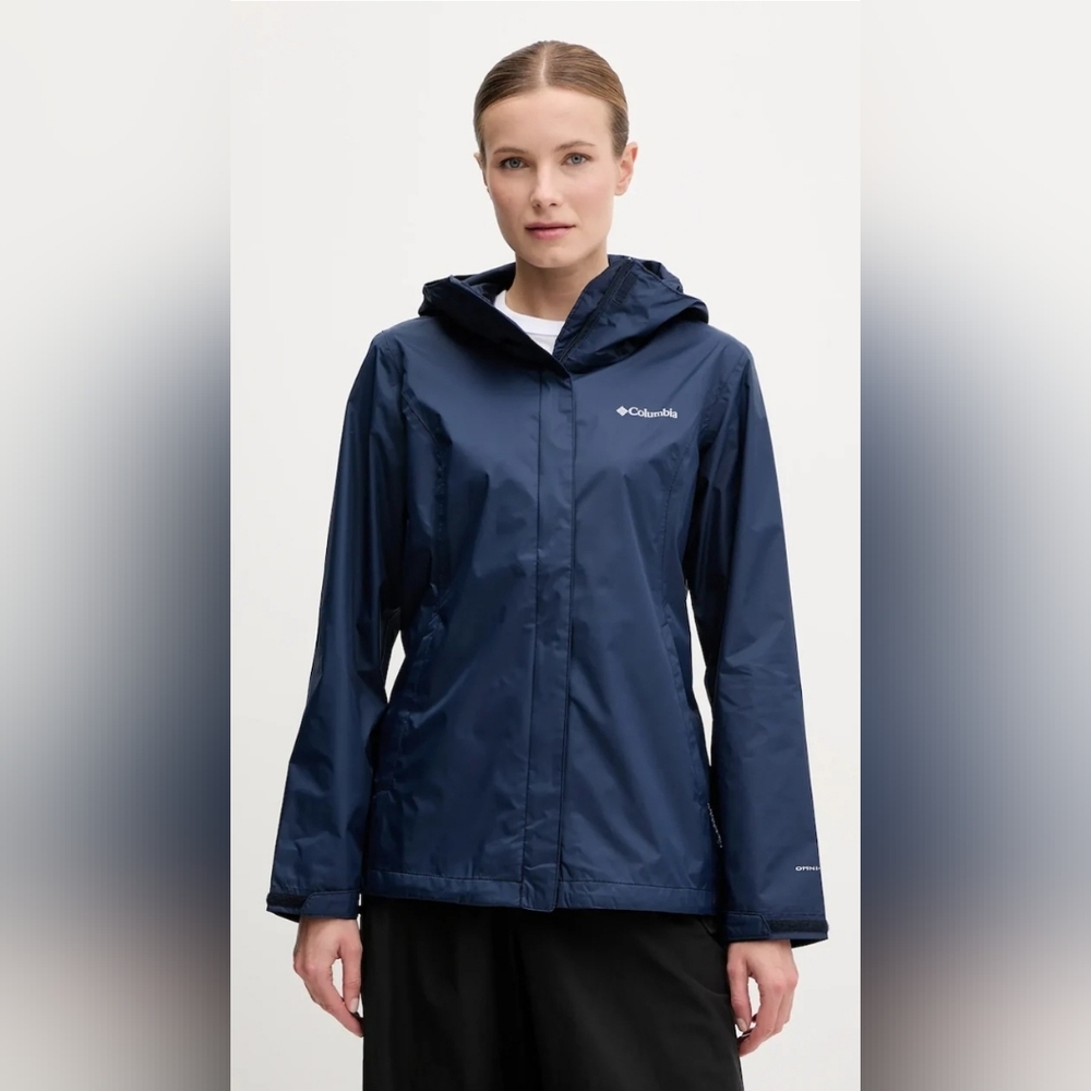 49. Columbia Shell Jacket Two Tone Blue Relaxed Fit